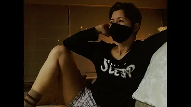 Snapshot of Alexxa_XX chatting on 02-01-26, 06:28 Alexxa XX online show from 02-01-26, 06:28