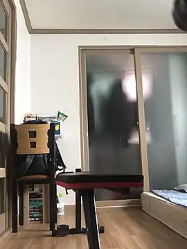 Alexkimsumin online show from 04-17-26, 01:08