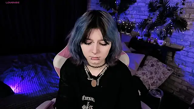 Ashley Veil online show from 03-19-26, 08:35