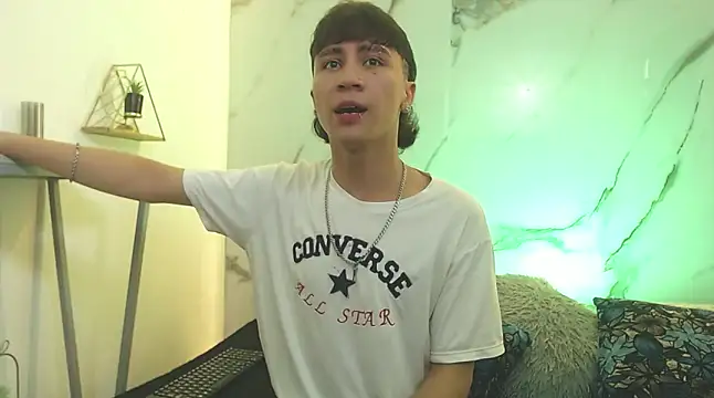 XanderGrey8 online show from 04-22-26, 06:53