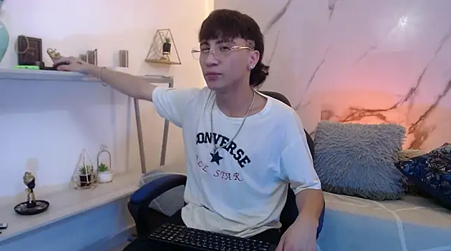 XanderGrey8 online show from 04-23-26, 07:05