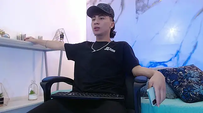 XanderGrey8 online show from 04-24-26, 07:27