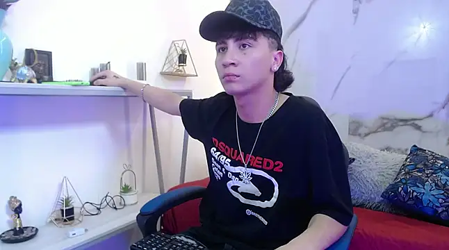 XanderGrey8 online show from 04-26-26, 07:00