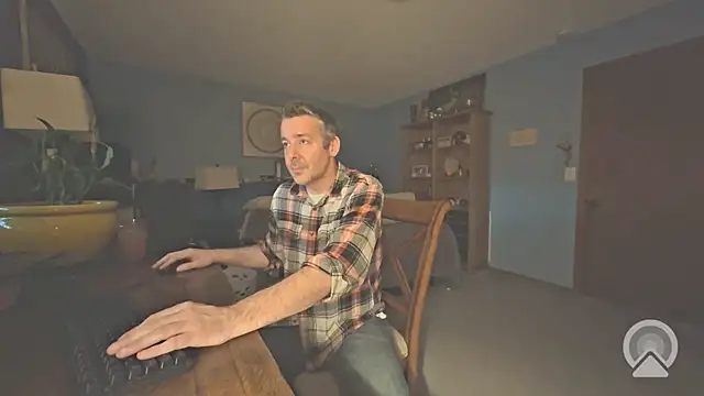 chrisw8140 online show from 04-25-26, 01:19