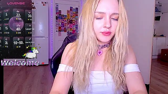 Snapshot of sailormoon666_ chatting on 03-06-26, 01:35 sailormoon666 online show from 03-06-26, 01:35