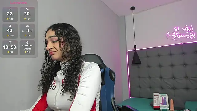 scarletcherry18 online show from 04-19-26, 03:39