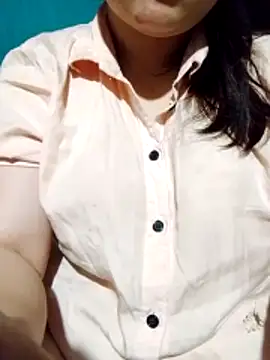 Snapshot of Zoe-666 chatting on 02-14-26, 12:29 Zoe-666 online show from 02-14-26, 12:29