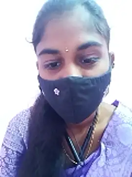 Snapshot of Tamil_Hot_RoyalQueen chatting on 05-23-26, 11:14 Tamil Hot RoyalQueen online show from 05-23-26, 11:14