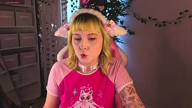 Roziett Belle online show from 03-11-26, 09:48