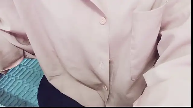 Snapshot of Mai_maik chatting on 02-20-26, 04:31 Mai maik online show from 02-20-26, 04:31