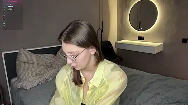 ChrisAmott online show from 04-10-26, 04:23