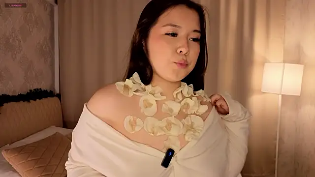 Snapshot of CarmanHenning chatting on 03-06-26, 04:47 CarmanHenning online show from 03-06-26, 04:47