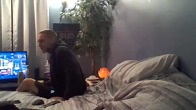 Snapshot of hotnready42069 chatting on 01-12-26, 11:21 hotnready42069 online show from 01-12-26, 11:21