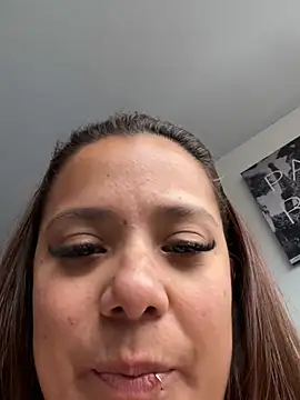 Pretty  Milf online show from 02-20-26, 09:26