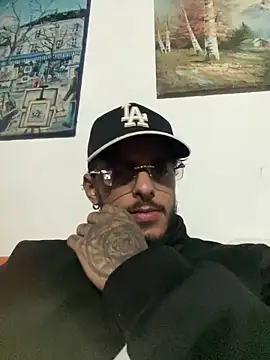 liyamjunior online show from 02-07-26, 02:37