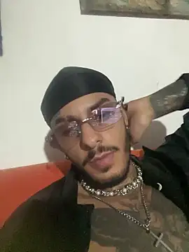 liyamjunior online show from 03-07-26, 06:54