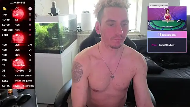 Rayzel White online show from 05-31-26, 12:45