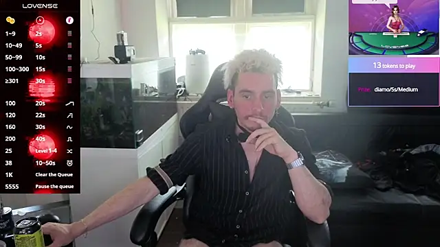 Rayzel White online show from 06-07-26, 01:37