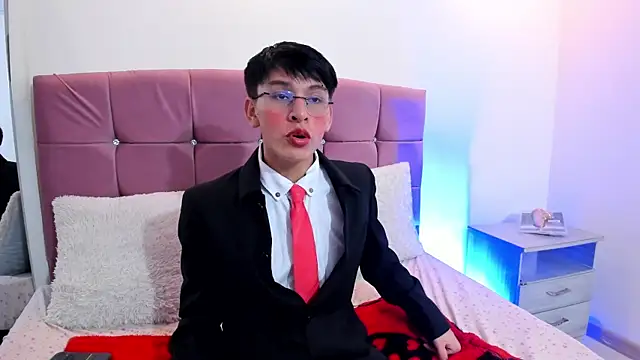 Alexander Collinss online show from 02-28-26, 03:29