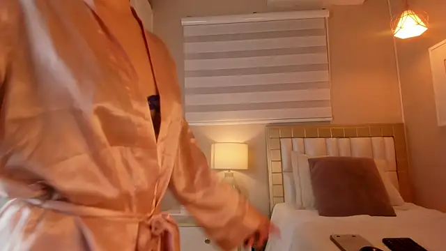 isabela  x online show from 04-11-26, 11:36