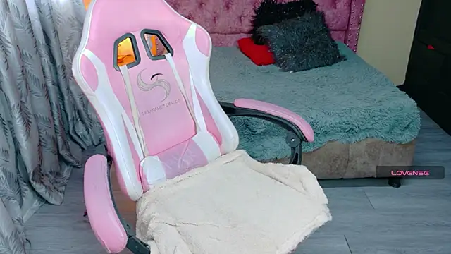 keileen luna online show from 04-06-26, 07:59