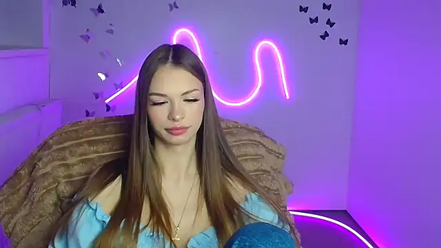 Lina Loveuu online show from 04-19-26, 11:20