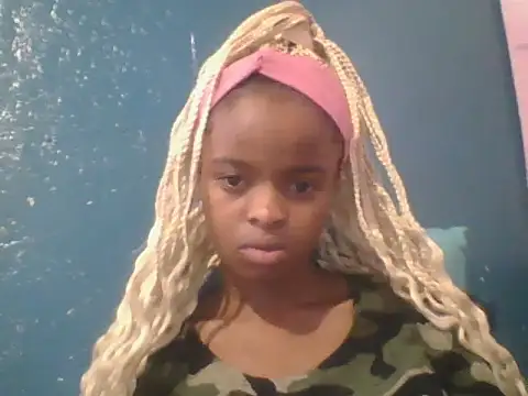 petitemew online show from 03-24-26, 08:52