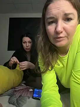 Snapshot of _Mila_Love chatting on 02-05-26, 02:00 Mila Love online show from 02-05-26, 02:00