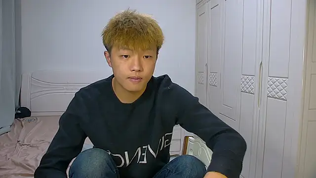 Chocolates-001 online show from 03-08-26, 10:19