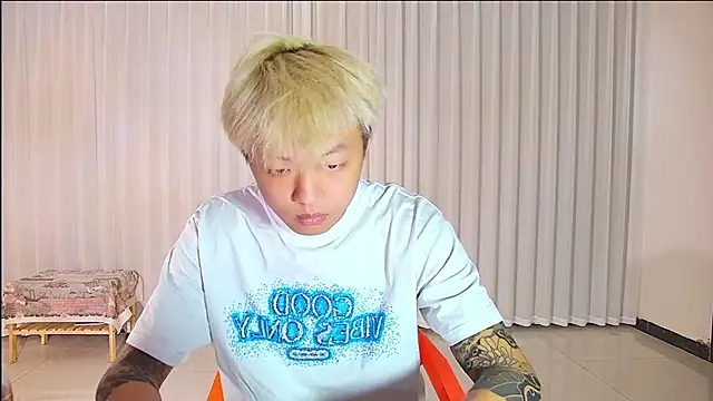 Chocolates-001 online show from 04-10-26, 11:48