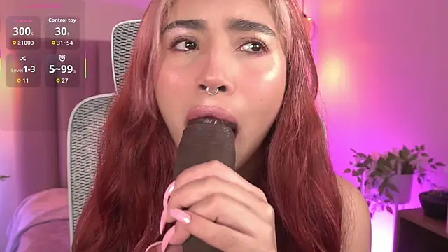 Dakota velvet  online show from 04-20-26, 12:08