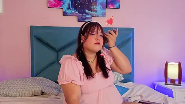 Snapshot of AleSweet chatting on 03-10-26, 12:32 AleSweet online show from 03-10-26, 12:32