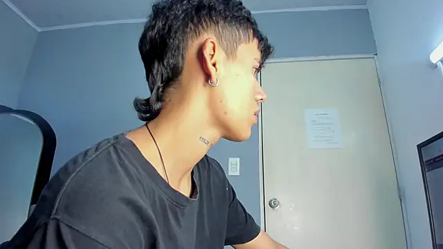 Snapshot of Astaroth_Grigori chatting on 01-18-26, 01:59 Astaroth Grigori online show from 01-18-26, 01:59