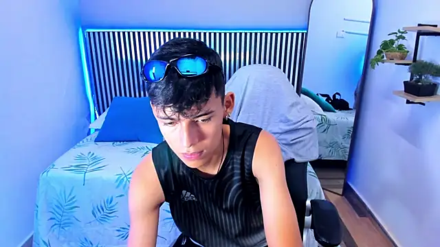 Snapshot of Astaroth_Grigori chatting on 02-10-26, 06:34 Astaroth Grigori online show from 02-10-26, 06:34