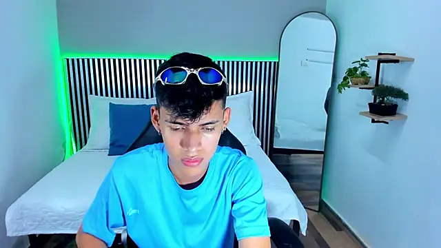 Snapshot of Astaroth_Grigori chatting on 02-11-26, 07:08 Astaroth Grigori online show from 02-11-26, 07:08