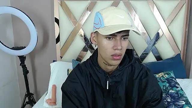 Snapshot of Astaroth_Grigori chatting on 02-22-26, 03:54 Astaroth Grigori online show from 02-22-26, 03:54