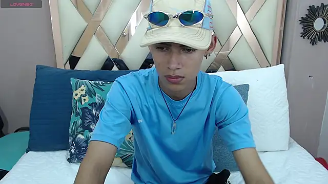 Snapshot of Astaroth_Grigori chatting on 02-27-26, 07:25 Astaroth Grigori online show from 02-27-26, 07:25