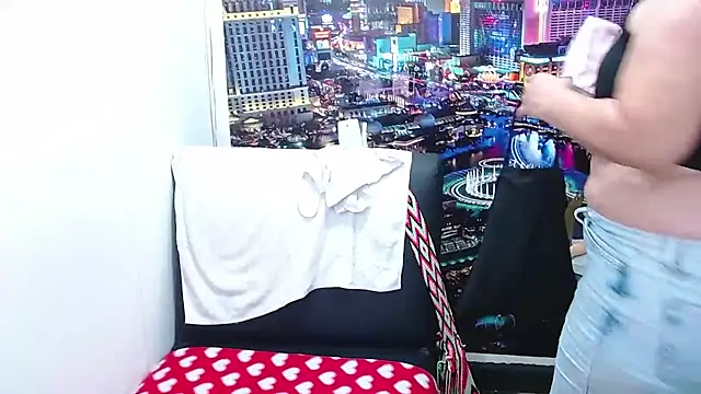 tila nastyy online show from 04-25-26, 01:25