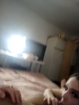 Snapshot of Gabysweetrds chatting on 03-03-26, 06:03 Gabysweetrds online show from 03-03-26, 06:03