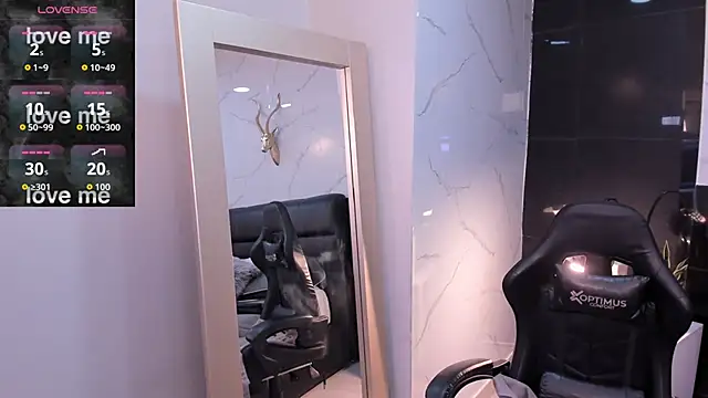 KomiCatt online show from 03-24-26, 12:32