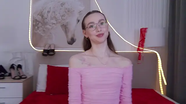 Emily Simon online show from 04-06-26, 05:08