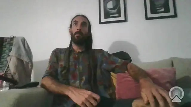 Snapshot of aircum99 chatting on 02-02-26, 04:44 aircum99 online show from 02-02-26, 04:44