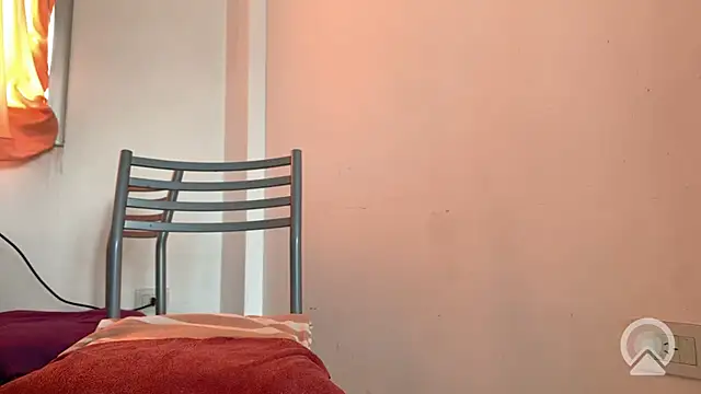 Snapshot of aircum99 chatting on 02-18-26, 02:24 aircum99 online show from 02-18-26, 02:24