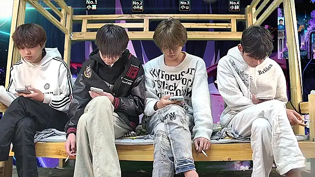 xiaohuangren01 online show from 03-15-26, 12:49