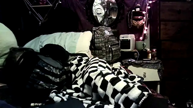 allymoon1369 online show from 04-13-26, 07:08