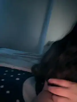 Snapshot of emmasweet7 chatting on 01-15-26, 04:17 emmasweet7 online show from 01-15-26, 04:17