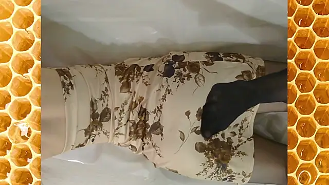 QueenoftheCats online show from 01-18-26, 07:45