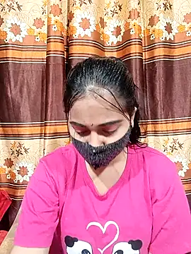 Snapshot of Red-Bird2 chatting on 02-17-26, 01:57 Red-Bird2 online show from 02-17-26, 01:57