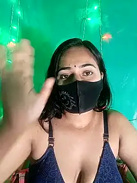 Snapshot of Red-Bird2 chatting on 03-12-26, 03:07 Red-Bird2 online show from 03-12-26, 03:07