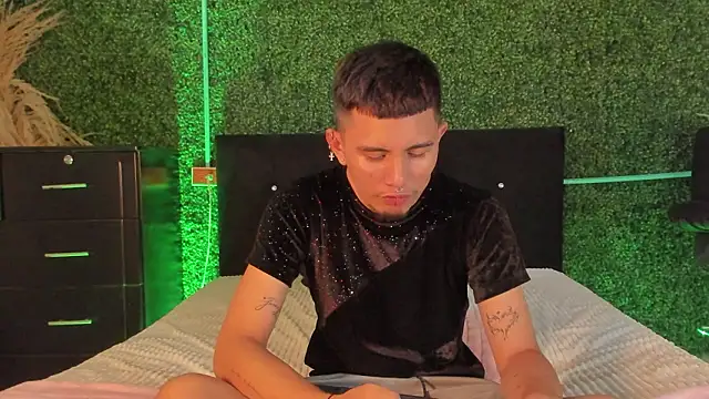 Star blaze online show from 03-13-26, 07:31